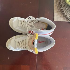 Mens nike blazers, size 9.5